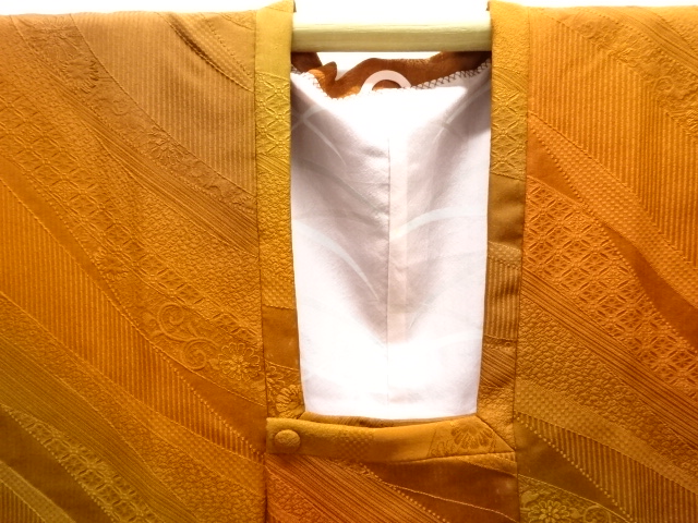  未使用品　花に蝶模様織り出し道行コート